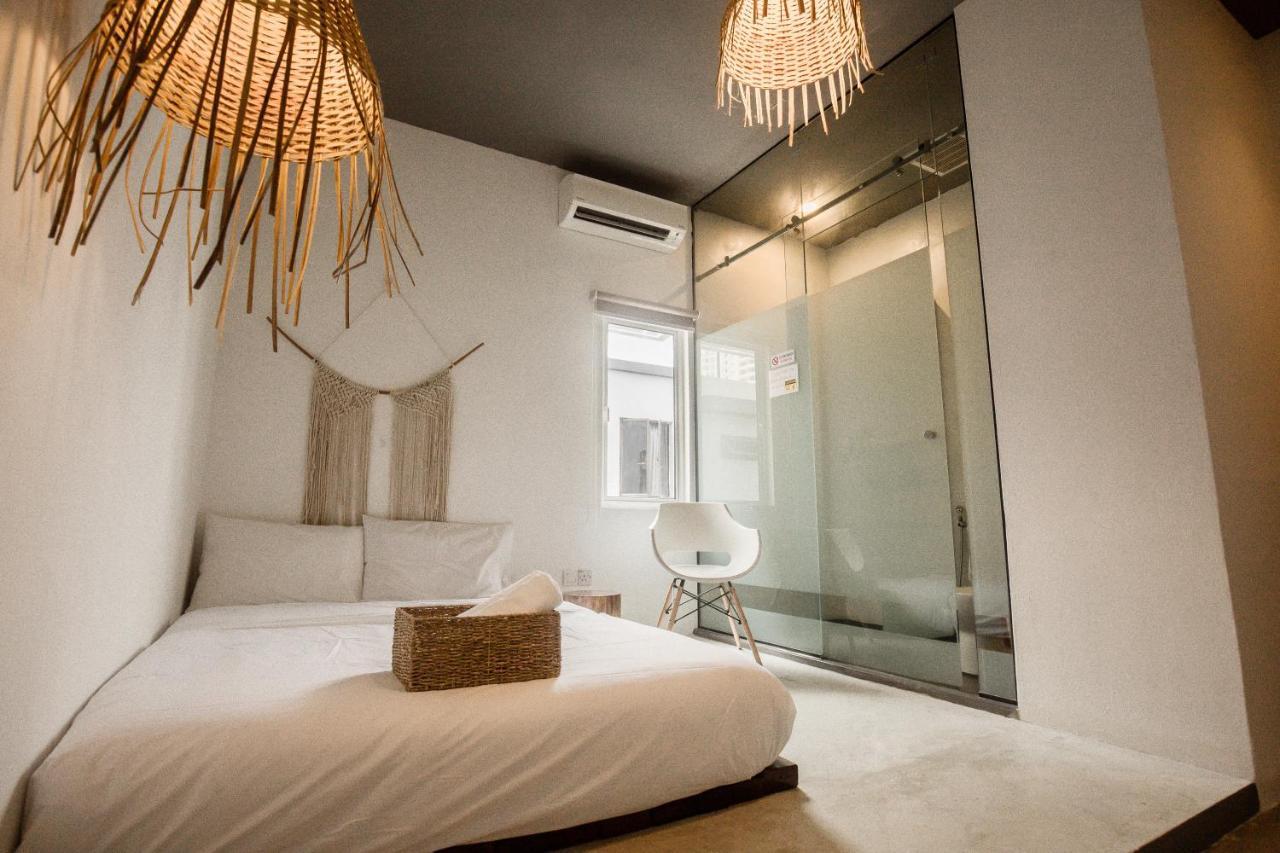 Amazing Home Inn George Town Eksteriør billede