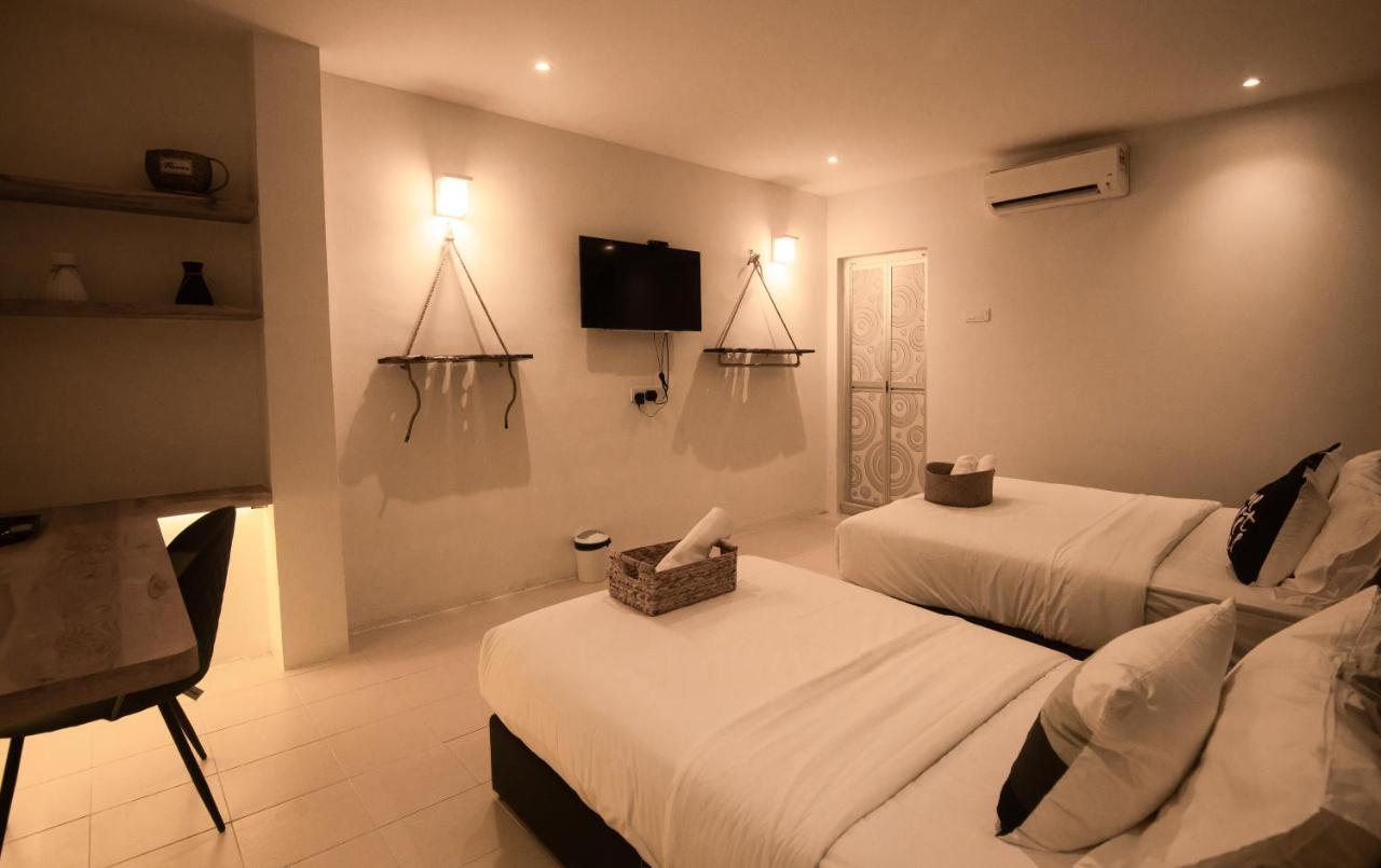 Amazing Home Inn George Town Eksteriør billede