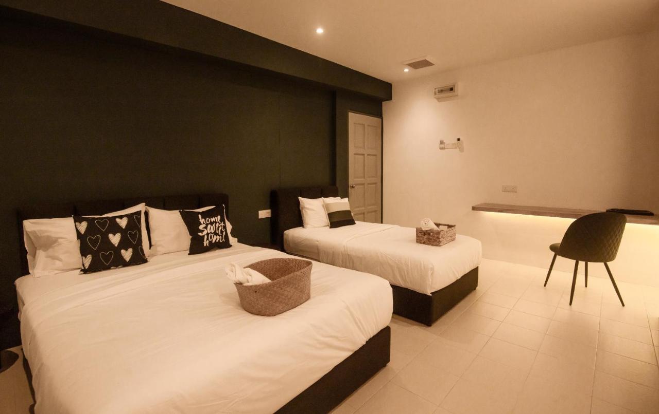 Amazing Home Inn George Town Eksteriør billede