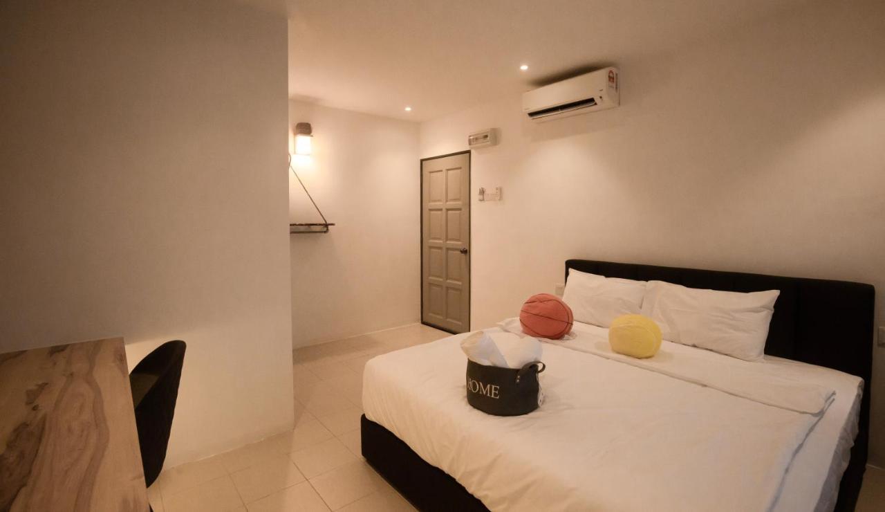 Amazing Home Inn George Town Eksteriør billede